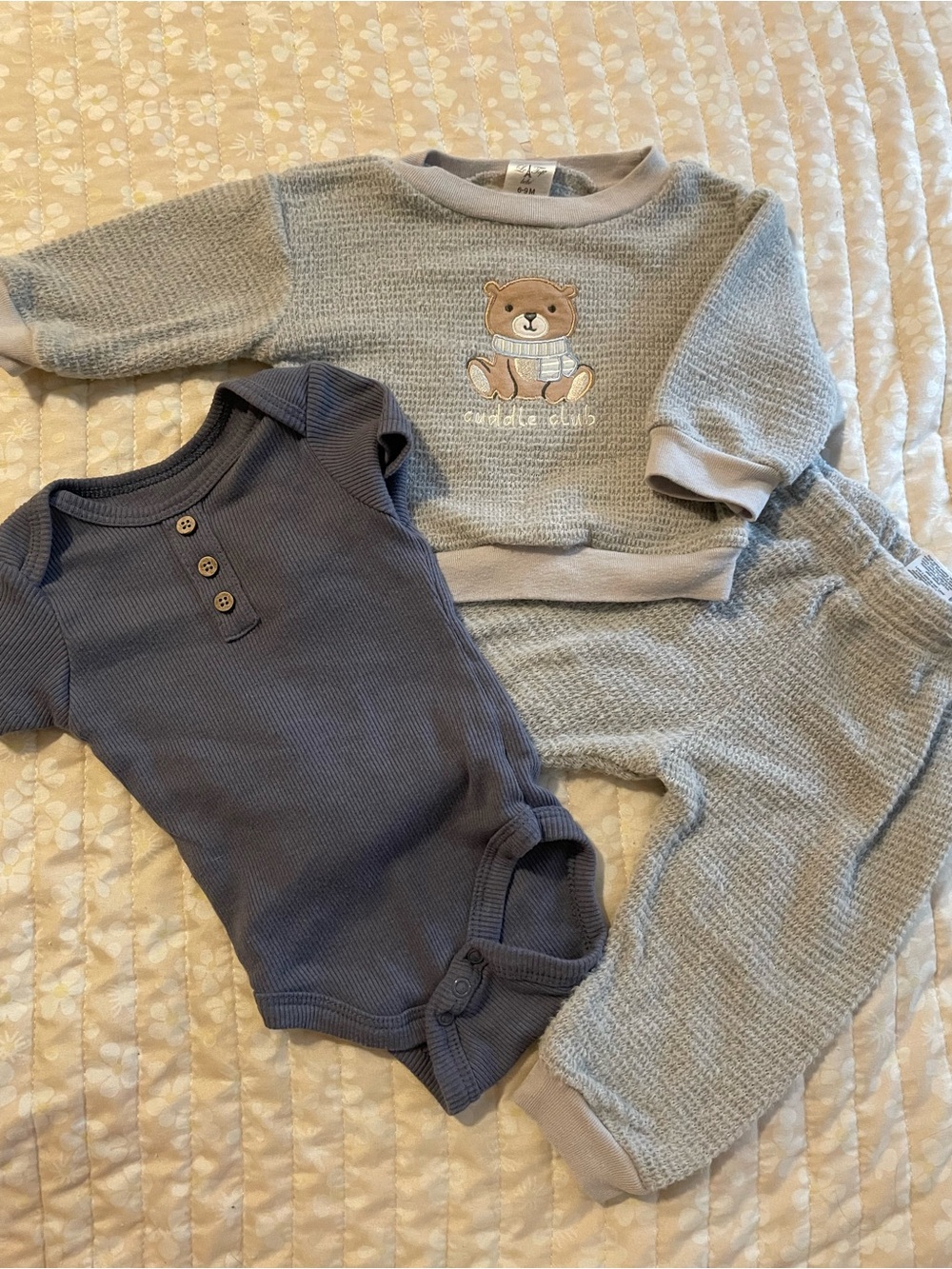 2/$10 Soft Teddy Bear Cuddle Sweater Outfit 2-pc+ Ribbed Wooden Button Onesie